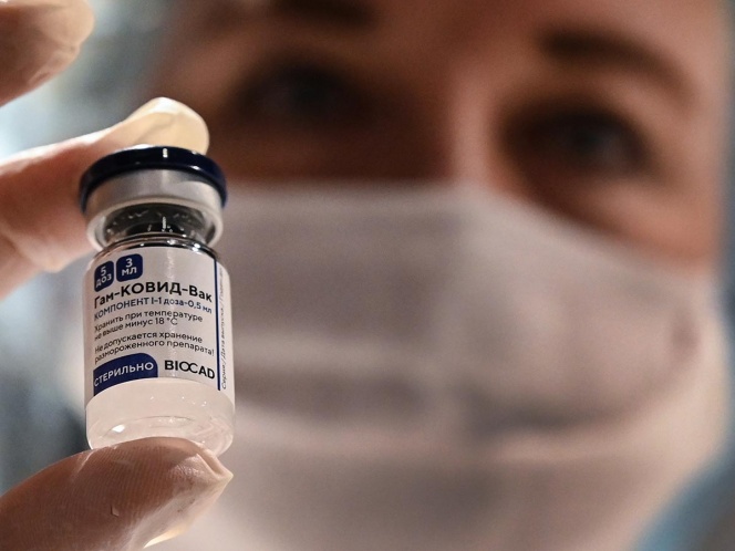  De polémica por Sputnik V surge #LadyAntivacunas