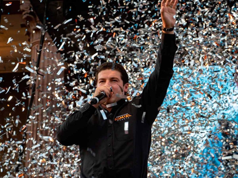  Samuel García analizará propuestas de De la Garza, Luz Flores… para NL