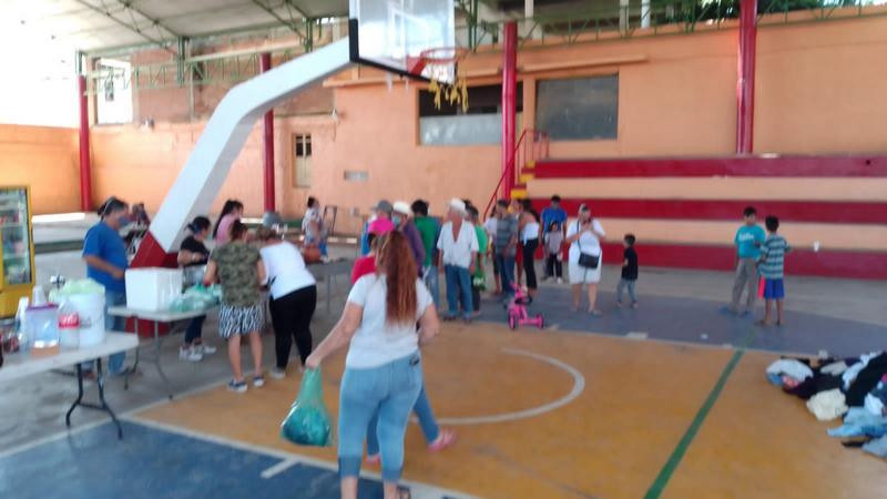  Desplazados de la Tierra Caliente de Michoacán, sin ayuda de gobiernos, acusa Fanny Arreola