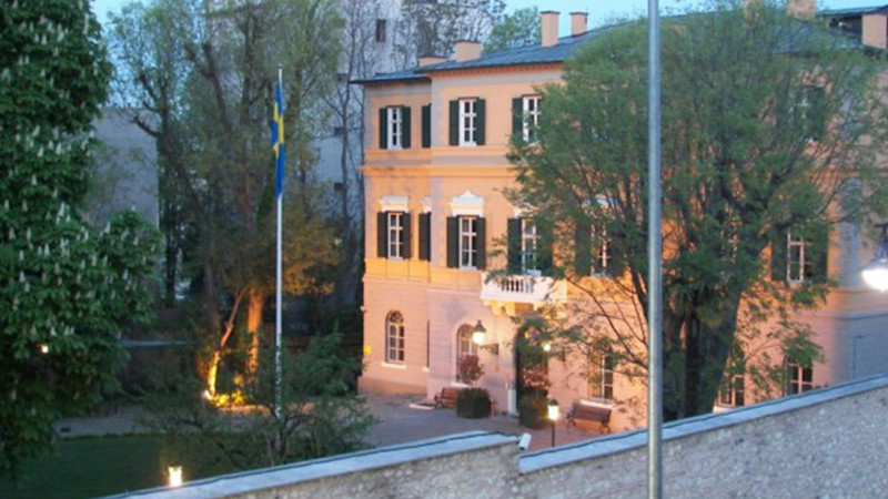  Ataque armado en consulado de Suecia en Turquía, deja una empleada herida