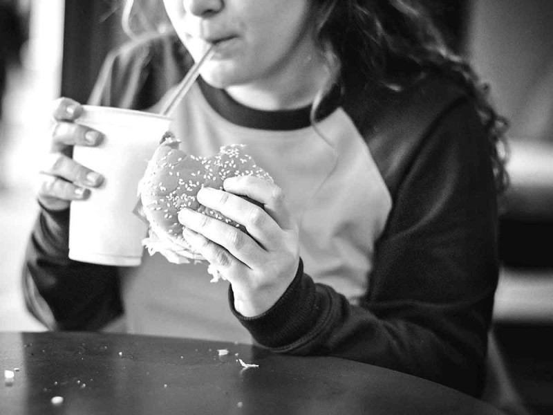  La tristeza, la angustia o la ansiedad también detonan la obesidad