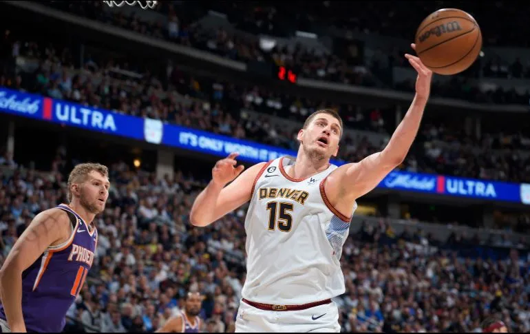  NBA: Nuggets doblegan a Suns y recuperan la delantera