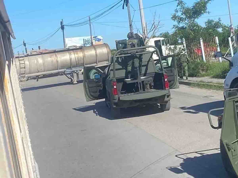  Reportan bloqueos en Reynosa y Matamoros y grupos armados en municipios