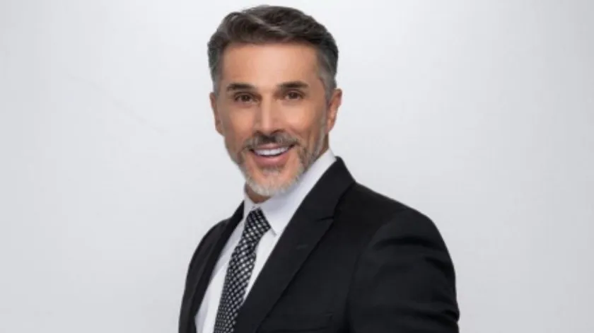  Sergio Mayer quiere llegar a competir con Wendy Guevara en “La Casa de los Famosos”