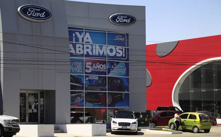  Se avecina huelga en la industria automotriz en Estados Unidos