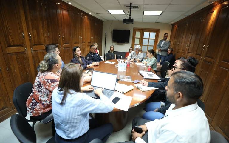  Vecinos de Valle del Sol exponen robos ante regidores y Seguridad Pública