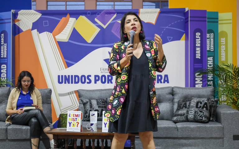  Reconocen el enriquecimiento cultural en la Feria del Libro de Cuauhtémoc