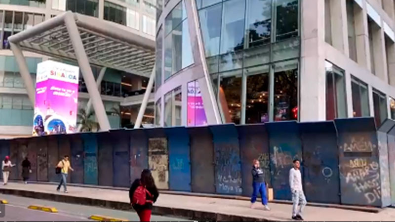  Previo a la marcha del 25N colocan vallas en distintos puntos de la CdMx