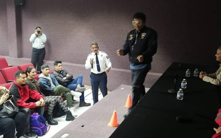  UACH recibe plática por parte de Seguridad Vial