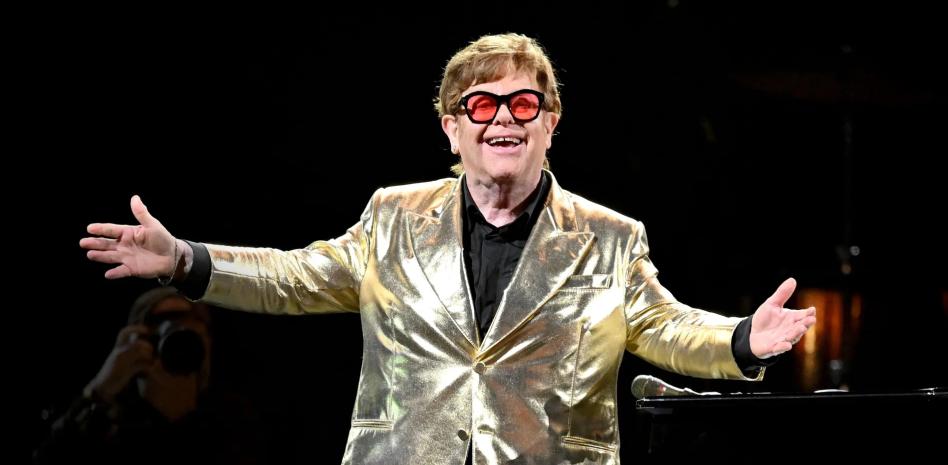 Elton John se convierte en un artista EGOT al ganar su primer Emmy