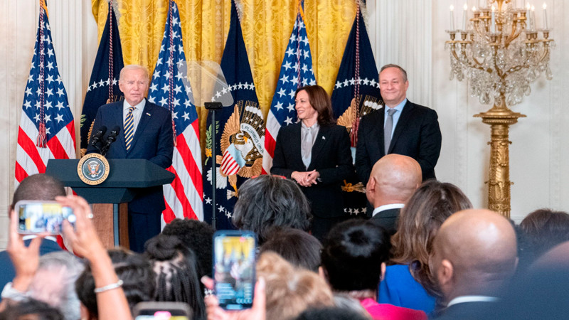  Biden considera nuevas sanciones contra Rusia por muerte del líder opositor Navalny