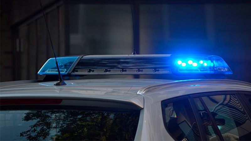  Asaltante toma como rehenes a 18 pasajeros de autobús en Río de Janeiro; se entrega luego de 3 horas