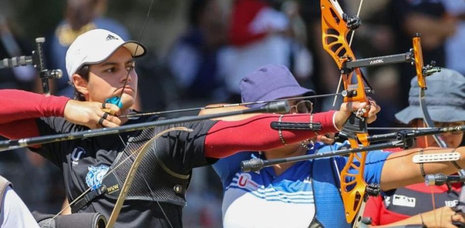  Arqueros mexicanos rozan récords mundiales en China