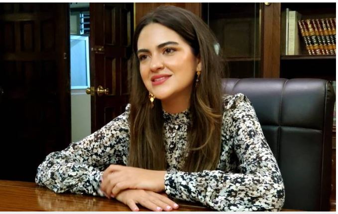  Andrea Chávez recorre casi 6 mil kilómetros durante el primer mes como parte de su campaña