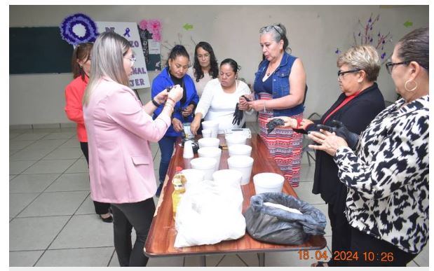  Imparten taller de Tanatología a mujeres de Ahumada
