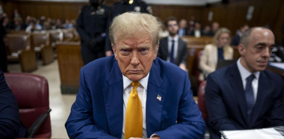  Fiscalía pide más multas a Trump por desacato a la ‘orden mordaza’