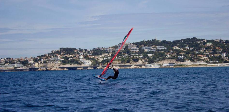  Mariana Aguilar, termina en octavo sitio la Semana Olímpica de Vela