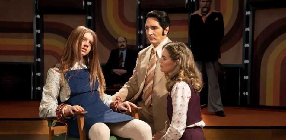  ‘De noche con el diablo’: Reflexión espeluznante del comportamiento humano