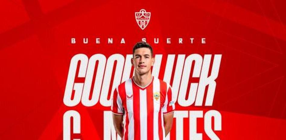  César Montes se va al Lokomotiv de Moscú