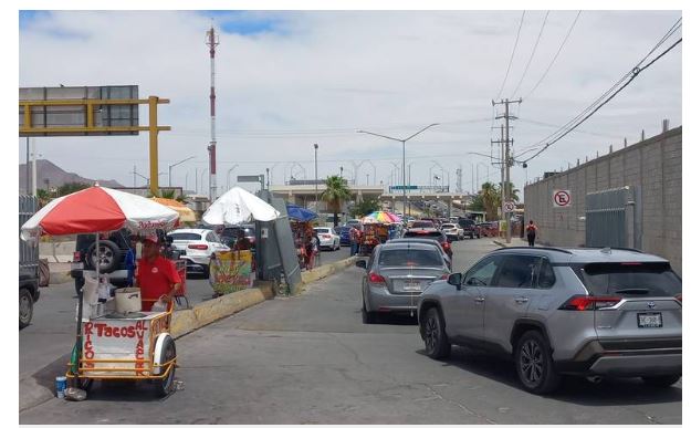  Hasta 1 hora con 50 minutos el tiempo de espera para cruzar a El Paso