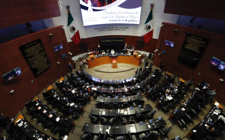  Senado podría rechazar renuncia de ministros: Ricardo Monreal