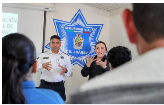  Curso dirigido a personas con discapacidad auditiva