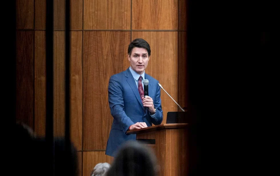  Trudeau reorganizará su gabinete ante llamados a renuncia