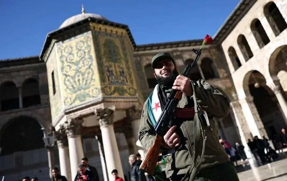  EU establece contacto con grupo sirio que derrocó a Assad