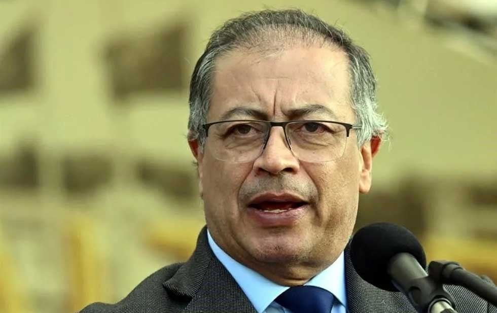  Responde Petro a Trump con aranceles