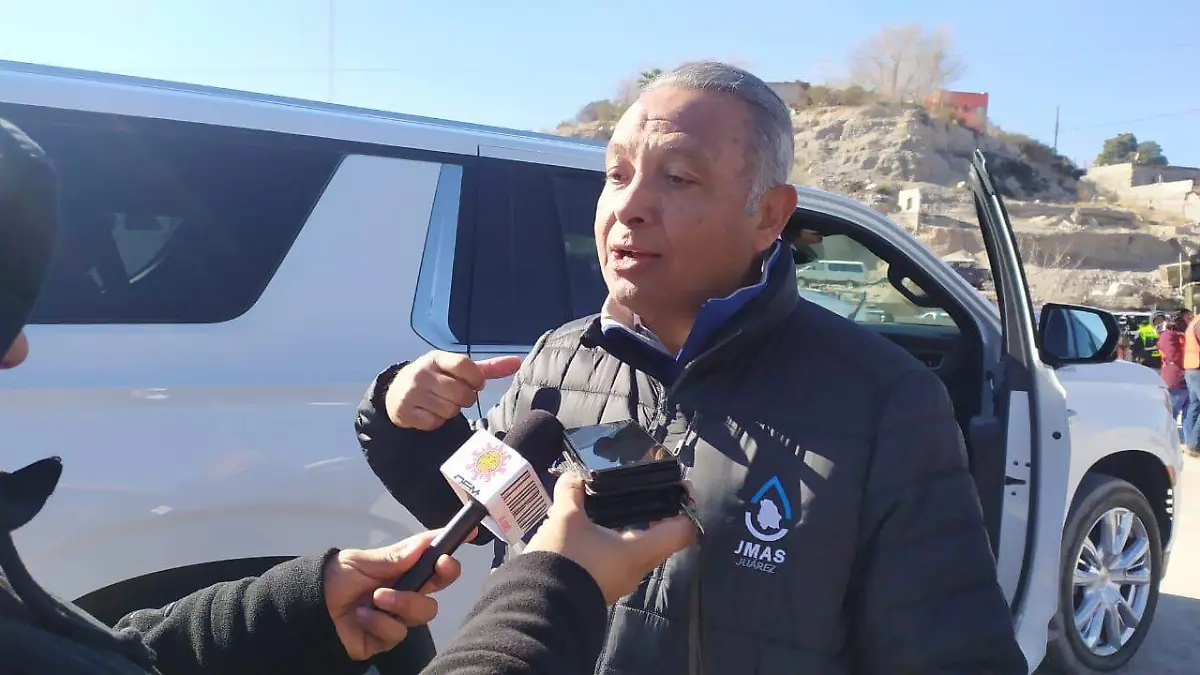  Trabaja JMAS en cambio de tuberías antiguas para evitar fugas