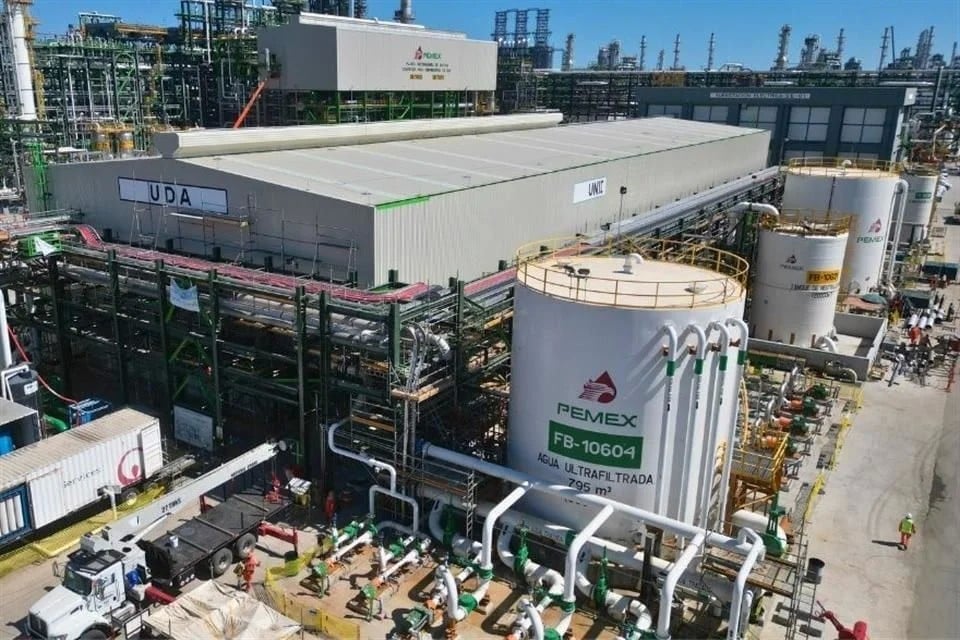  Da Pemex a empresa inexperta contrato de 11 mil mdp