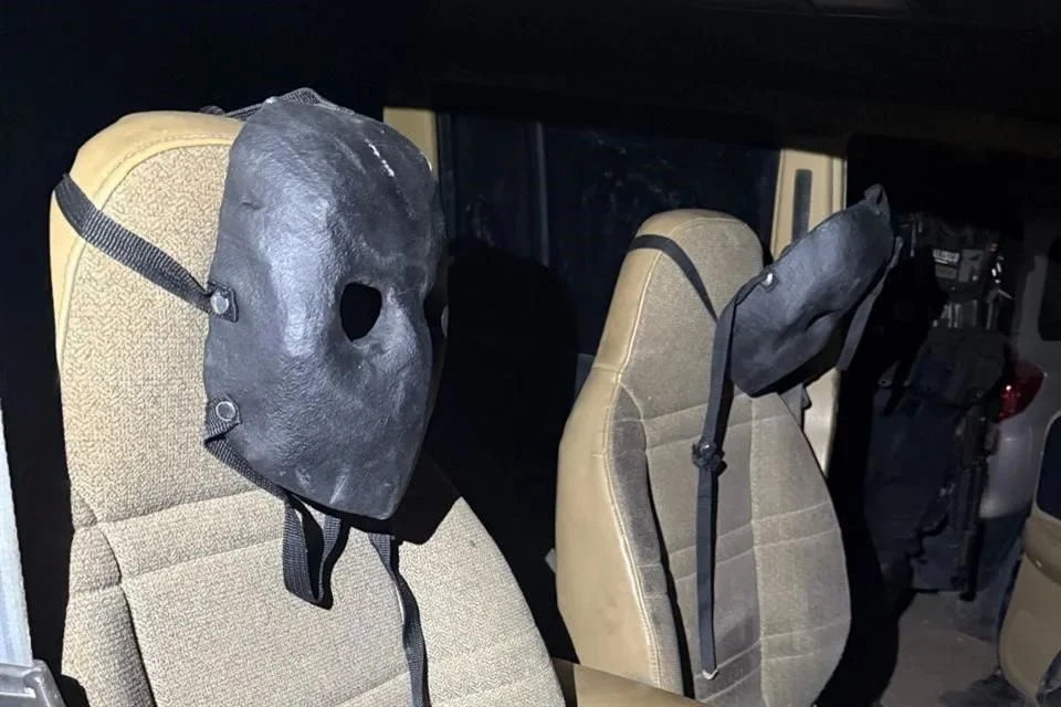  Aseguran vehículos y máscaras blindadas en Jalisco