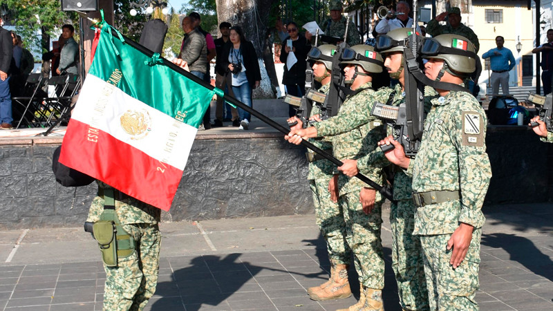 Defensa realiza ceremonia en conmemoración del 109 Aniversario de la promulgación de la Constitución de 1917, en Uruapan